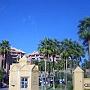 De retour en Espagne, Puerto Buanus, près de Marbella, entrée et villas de sriches